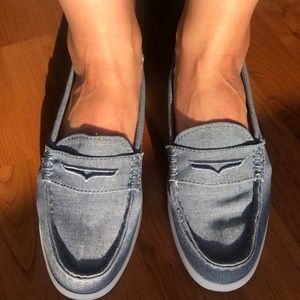 Cole Haan Pinch Chambray Weekender loafers - sz 8
